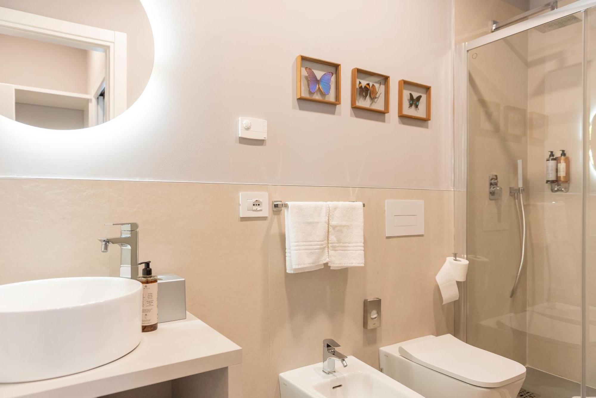Regina Boutique Suites Trieszt Kültér fotó